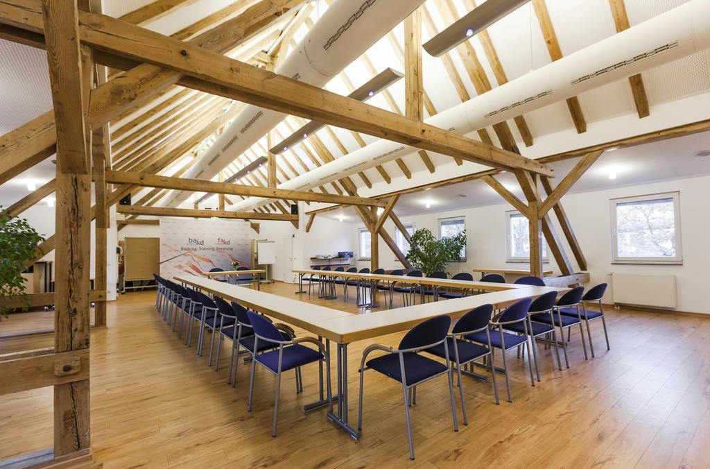 Hotel Akademie Pankow 3*